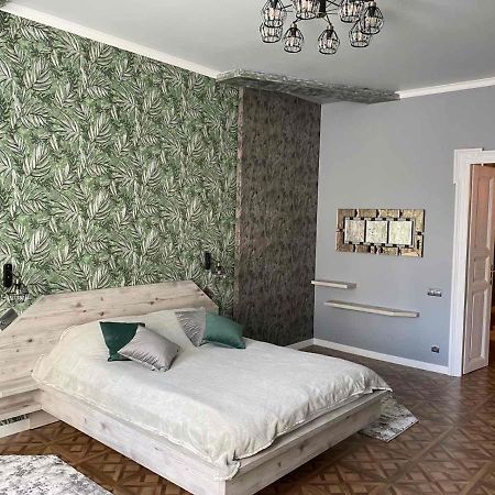 Apartment On Balabana Street Львів Екстер'єр фото