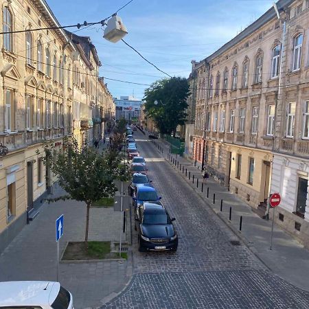 Apartment On Balabana Street Львів Екстер'єр фото
