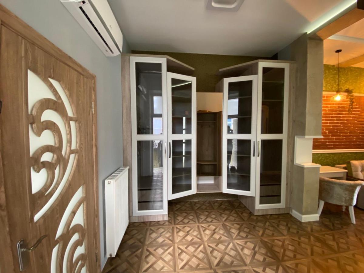 Apartment On Balabana Street Львів Екстер'єр фото